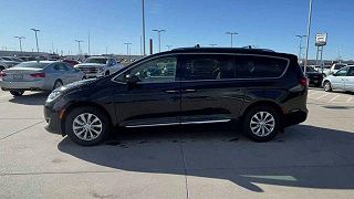 2019 Chrysler Pacifica Touring-L 2C4RC1BG1KR706532 in Grand Island, NE 5