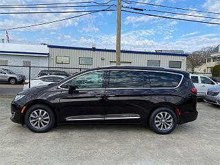 2019 Chrysler Pacifica Touring-L 2C4RC1EG2KR657952 in Mansfield, MA 9