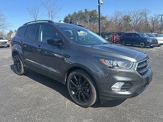 2019 Ford Escape SE 1FMCU9GD0KUB29555 in Bloomington, IN 3