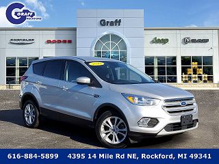 2019 Ford Escape SE 1FMCU9GD6KUB33271 in Rockford, MI