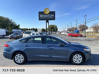 2019 Ford Fusion S VIN: 3FA6P0G76KR153919