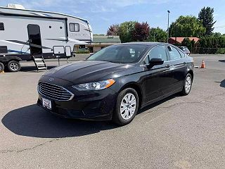 2019 Ford Fusion S VIN: 3FA6P0G78KR219127