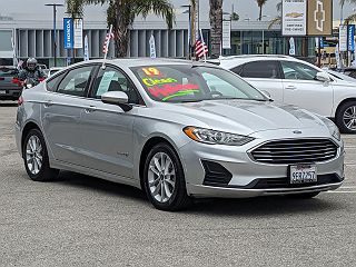 2019 Ford Fusion SE 3FA6P0LU3KR119576 in Van Nuys, CA 3