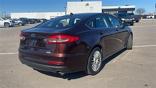 2019 Ford Fusion SE 3FA6P0HD3KR249740 in Waterford, MI 4
