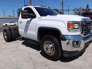 2019 GMC Sierra 3500HD SLE 1GD32UCY5KF123904 in Los Angeles, CA 4