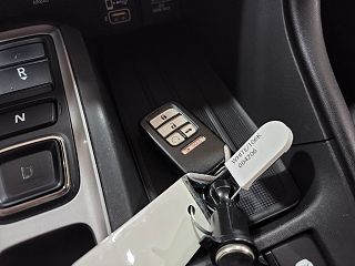 2019 Honda Insight EX 19XZE4F59KE004206 in Saint Cloud, MN 13