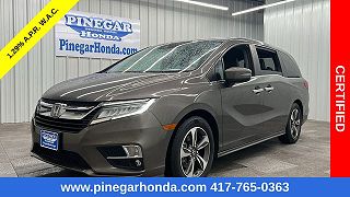 2019 Honda Odyssey Touring 5FNRL6H8XKB066510 in Springfield, MO