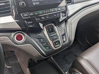 2019 Honda Odyssey Touring 5FNRL6H8XKB105595 in Valencia, CA 17