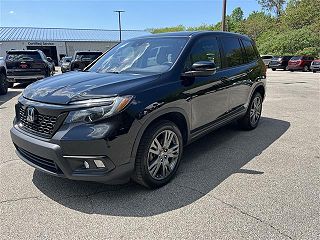 2019 Honda Passport EX 5FNYF8H50KB028224 in Madison, OH 1