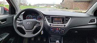 2019 Hyundai Accent SE 3KPC24A38KE056110 in Tremont, IL 29