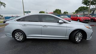 2019 Hyundai Sonata SE KMHE24L35KA085035 in Orlando, FL 9