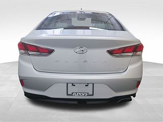 2019 Hyundai Sonata Limited Edition 5NPE34AF8KH770623 in Petoskey, MI 9