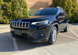 2019 Jeep Cherokee Latitude VIN: 1C4PJLCBXKD286008