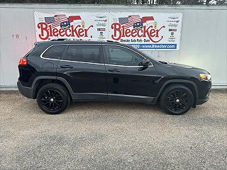 2019 Jeep Cherokee Latitude 1C4PJLLN0KD247762 in Dunn, NC 2