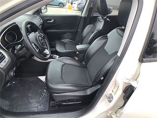 2019 Jeep Compass Latitude 3C4NJDBB2KT752779 in Des Moines, IA 11