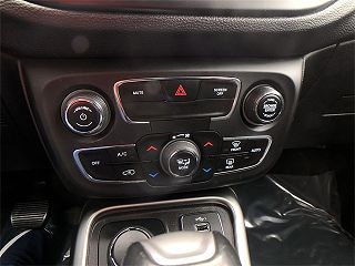 2019 Jeep Compass Latitude 3C4NJDBB2KT752779 in Des Moines, IA 18