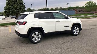 2019 Jeep Compass Latitude 3C4NJDBB2KT752779 in Des Moines, IA 3