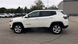 2019 Jeep Compass Latitude 3C4NJDBB2KT752779 in Des Moines, IA 8
