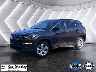 2019 Jeep Compass Latitude 3C4NJDBB4KT670553 in Willoughby Hills, OH
