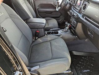 2019 Jeep Wrangler Sahara 1C4HJXENXKW623333 in Tempe, AZ 9