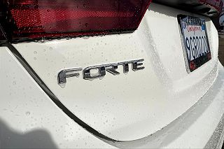 2019 Kia Forte LXS 3KPF24AD7KE109899 in Fresno, CA 8