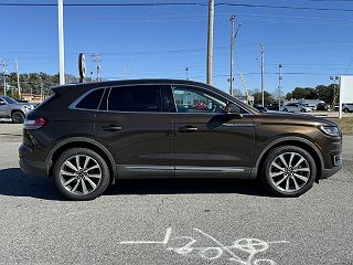 2019 Lincoln Nautilus Select 2LMPJ8K96KBL12802 in High Point, NC 6