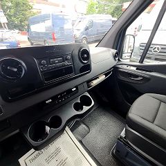 2019 Mercedes-Benz Sprinter 2500 WD4PF1CD9KP147113 in Elmont, NY 11