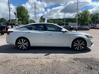 2019 Nissan Altima Platinum 1N4BL4FW0KN302788 in Raleigh, NC 4
