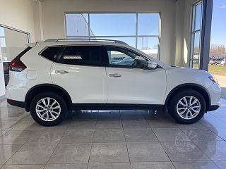 2019 Nissan Rogue SV 5N1AT2MV1KC838659 in Clear Lake, IA 4