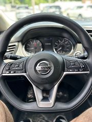 2019 Nissan Rogue S 5N1AT2MT0KC740043 in Hamilton, OH 23