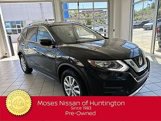 2019 Nissan Rogue SV KNMAT2MV7KP538217 in Huntington, WV
