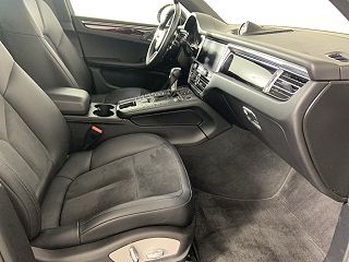 2019 Porsche Macan Base WP1AA2A56KLB00028 in Medford, OR 16