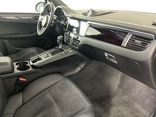 2019 Porsche Macan Base WP1AA2A56KLB00028 in Medford, OR 29