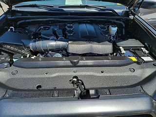 2019 Toyota 4Runner SR5 JTEZU5JRXK5194303 in Clovis, CA 29