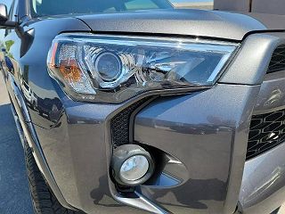 2019 Toyota 4Runner SR5 JTEZU5JRXK5194303 in Clovis, CA 9