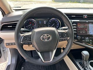 2019 Toyota Camry XLE 4T1B11HK6KU702252 in Saint Peters, MO 6