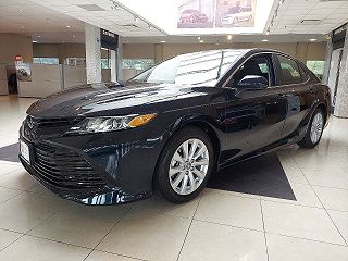 2019 Toyota Camry LE 4T1B11HK6KU236421 in Springfield, NJ 3