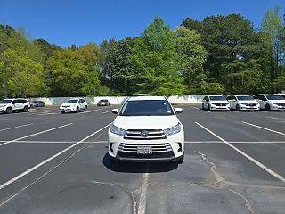 2019 Toyota Highlander LE 5TDBZRFH7KS977345 in Chesapeake, VA 2