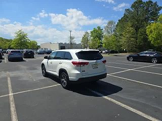 2019 Toyota Highlander LE 5TDBZRFH7KS977345 in Chesapeake, VA 7