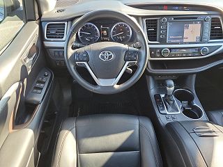 2019 Toyota Highlander SE 5TDJZRFH5KS587808 in Dayton, NJ 11