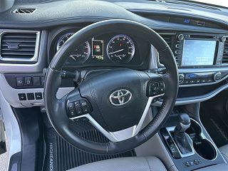 2019 Toyota Highlander Limited 5TDDZRFH4KS947986 in Devils Lake, ND 19