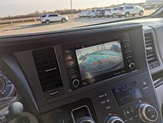 2019 Toyota Sienna XLE 5TDYZ3DC0KS986354 in Halstead, KS 4