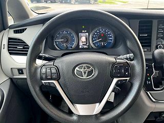 2019 Toyota Sienna LE 5TDKZ3DC9KS013561 in Howell, NJ 33
