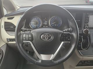 2019 Toyota Sienna XLE 5TDDZ3DC1KS227811 in The Dalles, OR 13