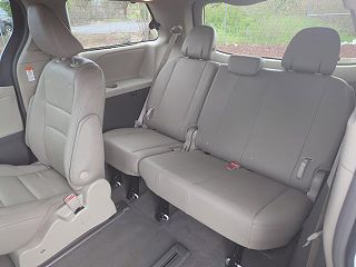 2019 Toyota Sienna XLE 5TDDZ3DC1KS227811 in The Dalles, OR 20