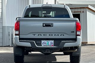 2019 Toyota Tacoma TRD Sport 3TMCZ5AN0KM257377 in Eugene, OR 5