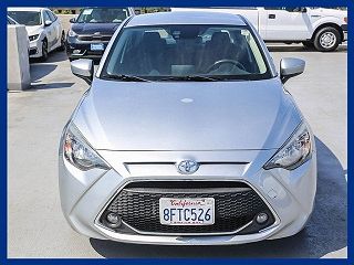 2019 Toyota Yaris LE 3MYDLBYV2KY502989 in Los Angeles, CA 3
