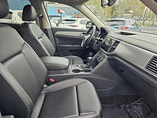 2019 Volkswagen Atlas SE 1V2DR2CA3KC535069 in Bellingham, WA 10