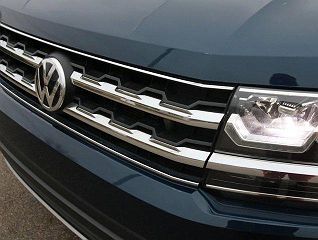 2019 Volkswagen Atlas SE 1V2UR2CA1KC513233 in Lansing, MI 12