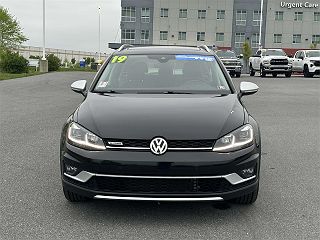 2019 Volkswagen Golf SE 3VWH17AU9KM521290 in Greencastle, PA 25